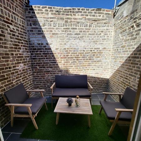 أميا Appartement Spacieux Et Luxueux Pres Du Centre المظهر الخارجي الصورة